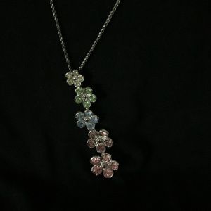 Silver tone necklace by PC